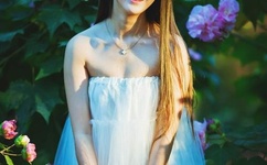 学生粉嫫下面慰喷白浆7